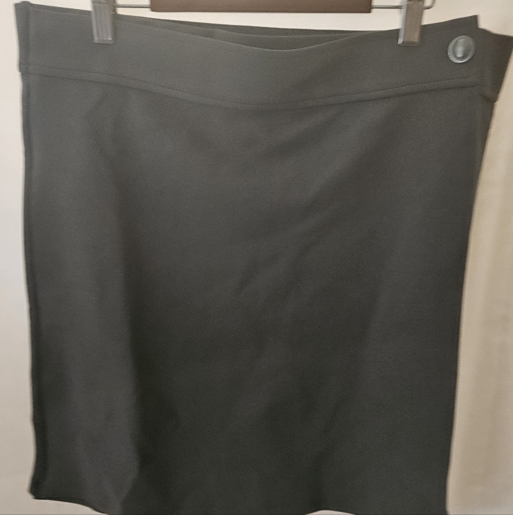 Classic Black Women's Skort